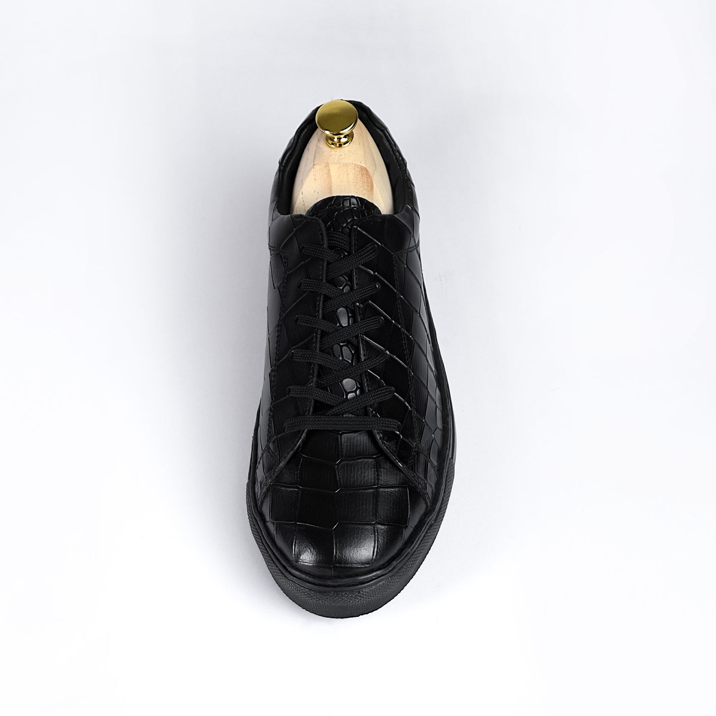 Premium casual leather sneakers for men