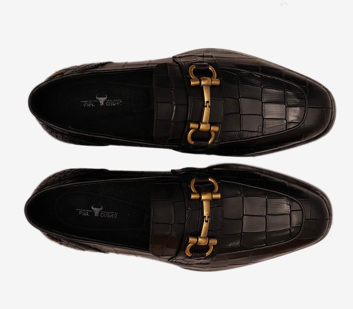 Timeless Leather Buckle loafers
