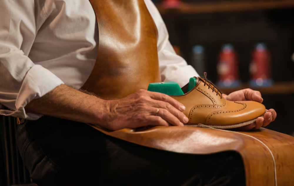 Classic handmade leather shoes 
