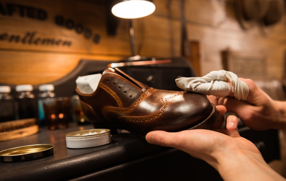 How to Identify Genuine Leather Shoes: The Ultimate Guide for Smart Shoppers