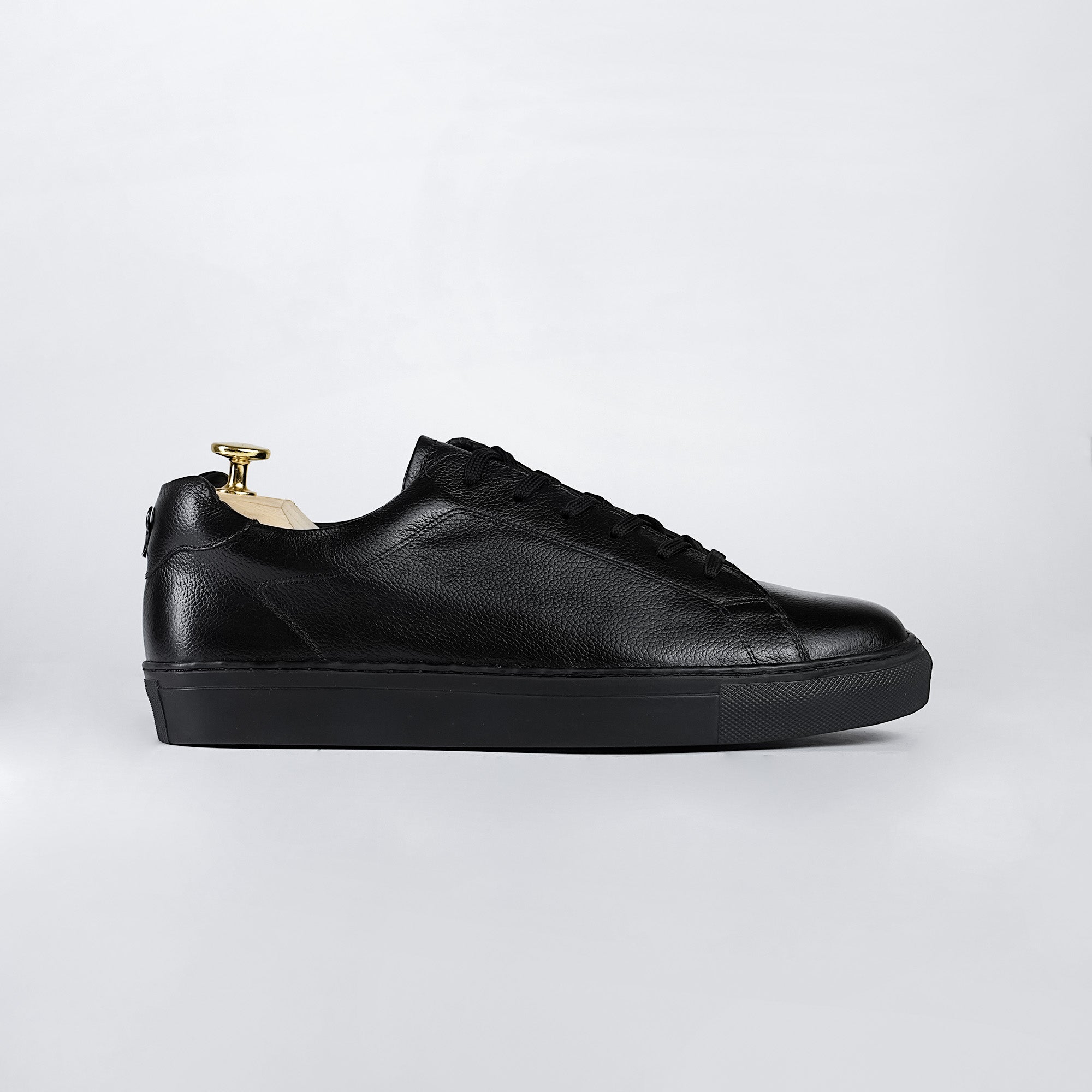 Piel Cuero Black Genuine Leather Sneakers for Men | Premium Casual Shoes