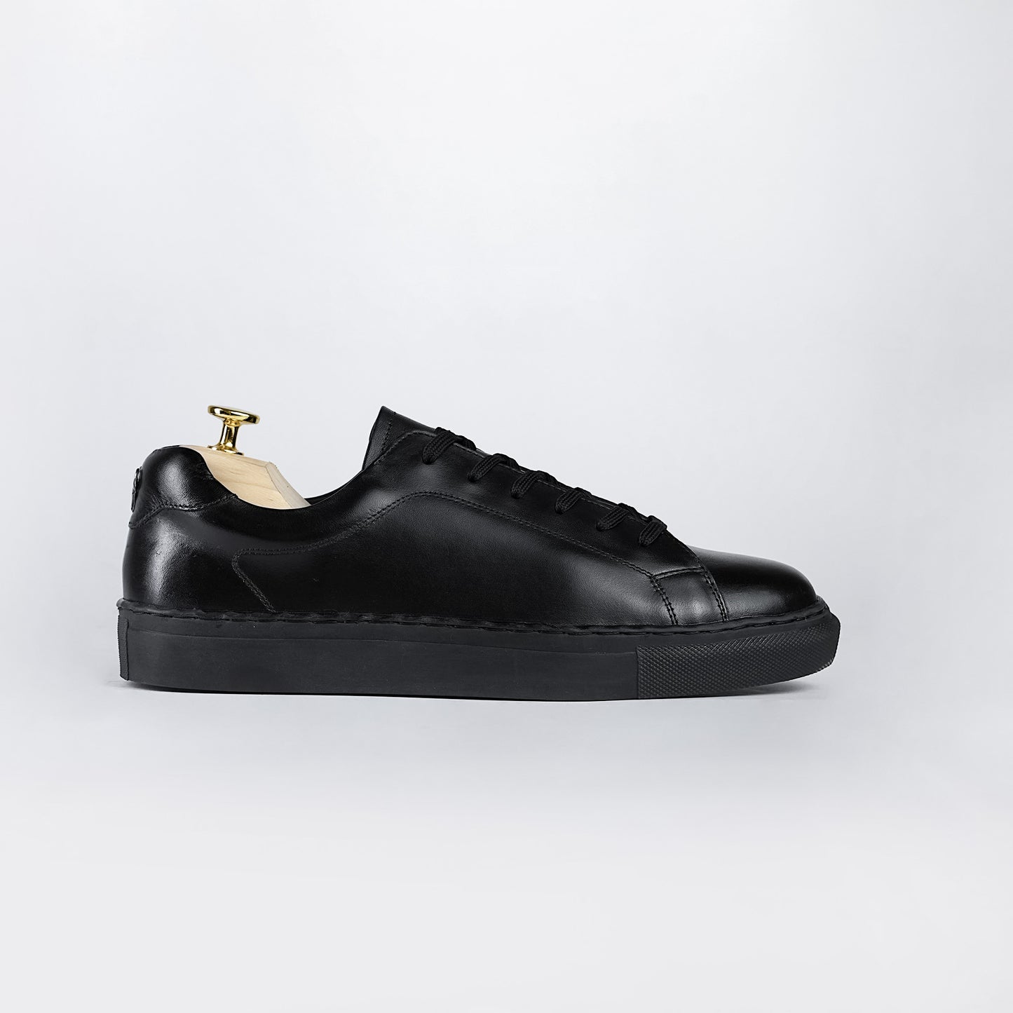 Piel Cuero Genuine Leather Sneakers - Handcrafted Black Trainers