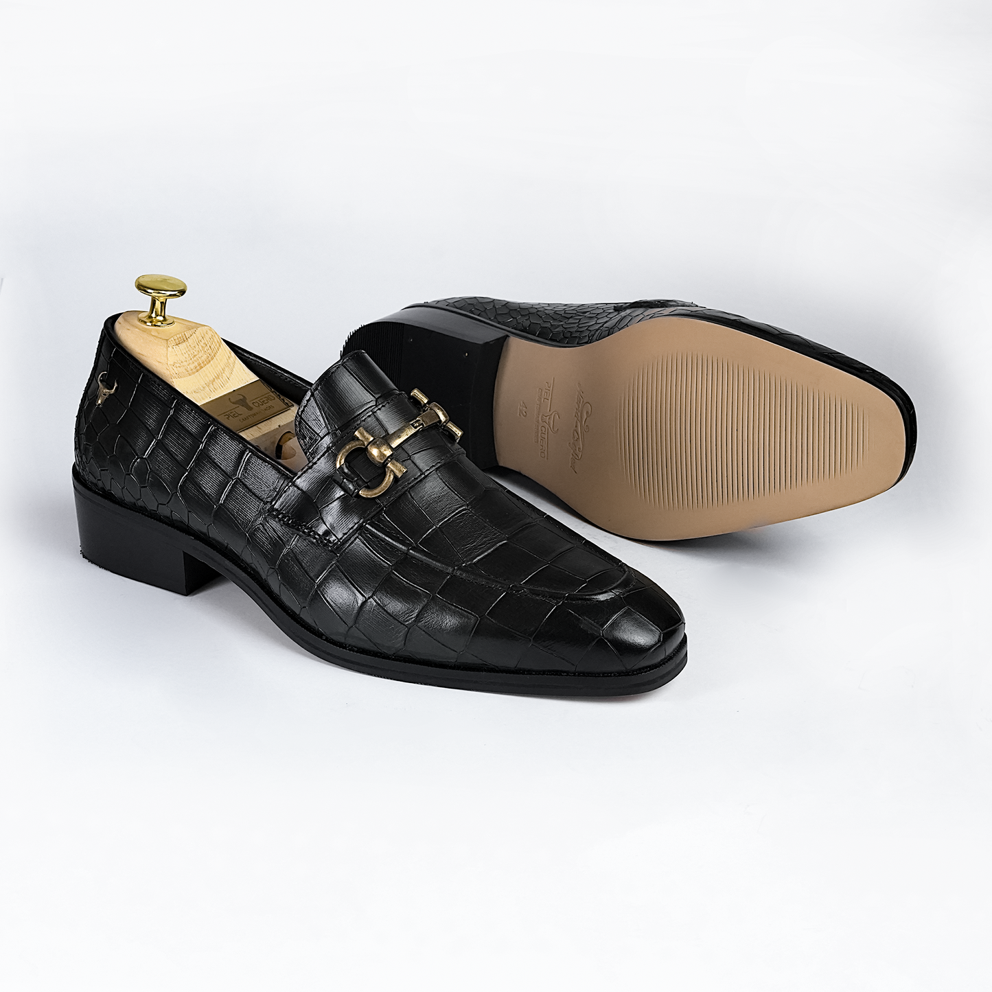 Piel Cuero Men's Croc-Embossed Genuine Leather Loafers - Handcrafted Luxury Black