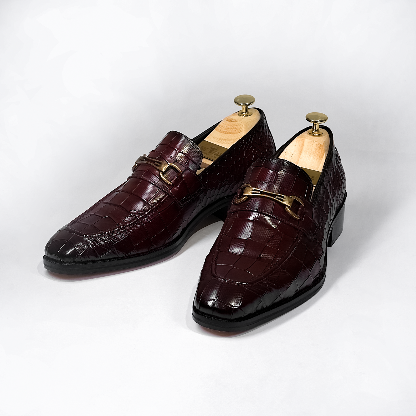 Piel Cuero Men's Croc-Embossed Genuine Leather Loafers - Handcrafted Luxury Cherry