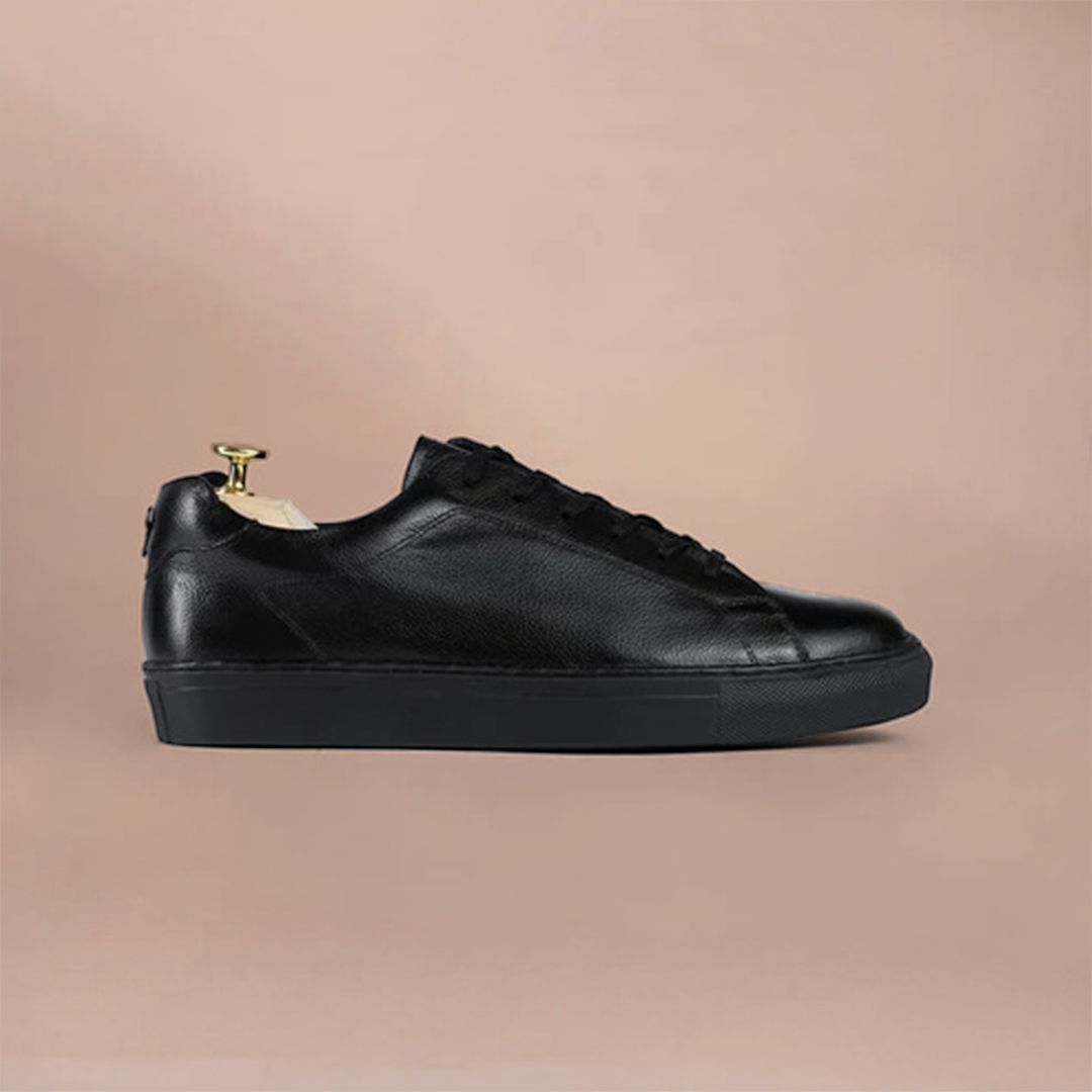 Piel Cuero Black Genuine Leather Sneakers for Men | Premium Casual Shoes