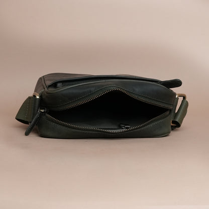 Piel Cuero Bottle Green Laser Work Side Bag – Oil Pull‑Up Leather Signature Series