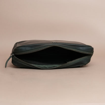Piel Cuero Green Solder Cross Body Bag in Oil Pull‑Up Leather