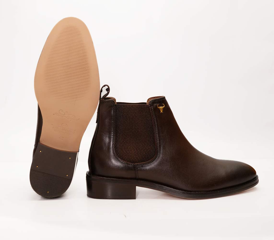 Best Sole Brown leather chelsea boots