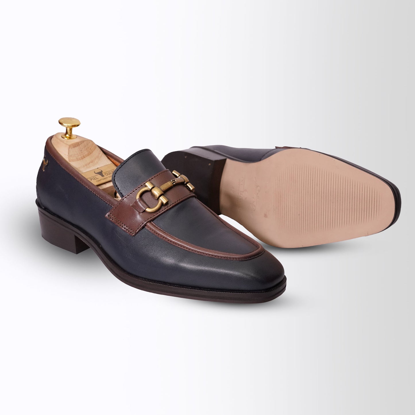 Men's Handcrafted Leather Loafers by Piel Cuero | Luxury Slip-on Shoes