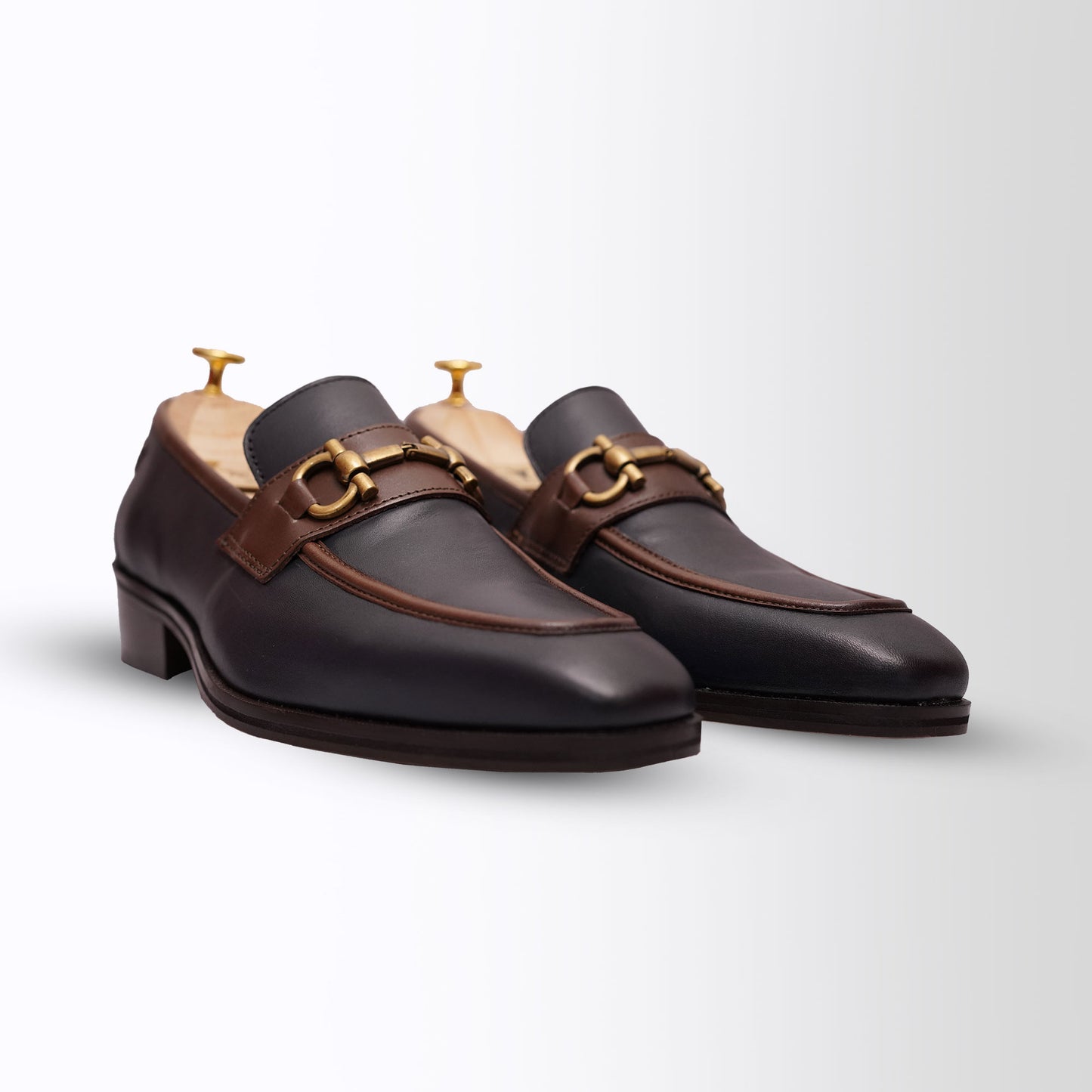 Men's Handcrafted Leather Loafers by Piel Cuero | Luxury Slip-on Shoes
