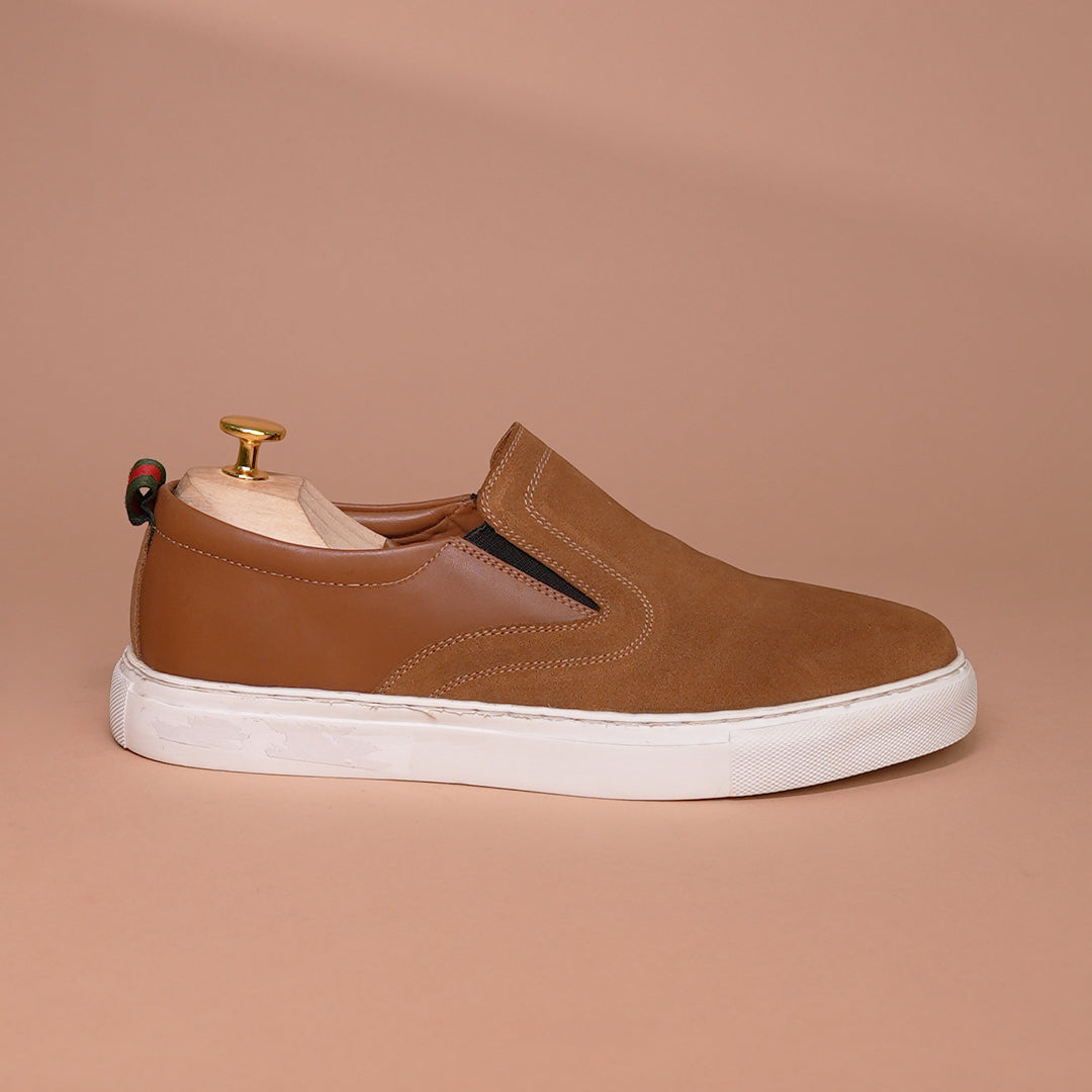 Piel Cuero Verona Suede Slip-On Sneakers