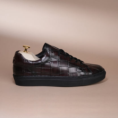 Casual Luxury: Handmade Lightweight Crocodile Pattern Leather Sneakers Brown