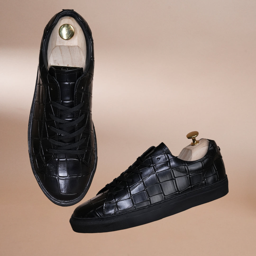 Casual Luxury: Handmade Lightweight Crocodile Pattern Leather Sneakers Black