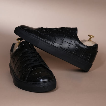 Casual Luxury: Handmade Lightweight Crocodile Pattern Leather Sneakers Black