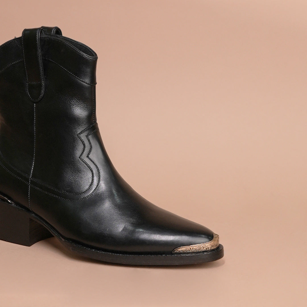 Regal Premium  Black Leather Zipper Boots