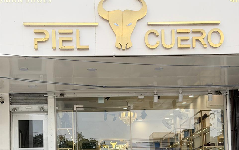 Piel Cuero, Sangrur