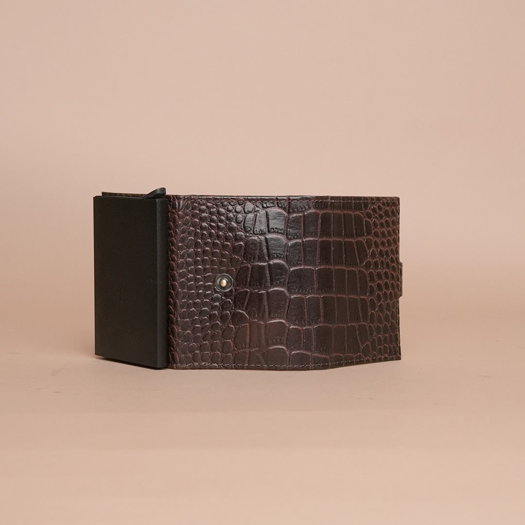 Piel Cuero Brown Croc Texture Leather Card Holder  for Men