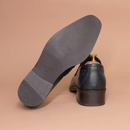 Men's Handcrafted Leather Loafers by Piel Cuero | Luxury Slip-on Shoes