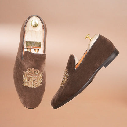 Piel Cuero Dark Brown Palm Tree Embroidered Loafers for Men – Premium Slip-On Shoes